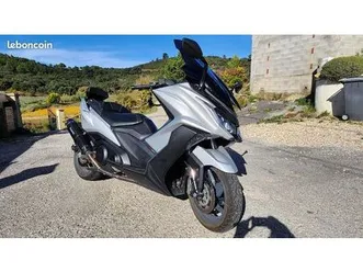 kymko ak550 parfait état / sortie akrapovic