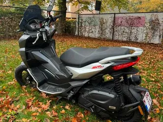 ② aprillia sr gt 125