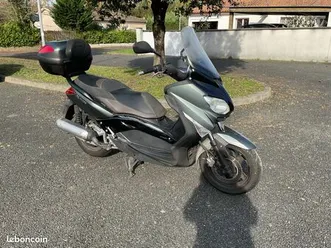 scooter yamaha xmax 125