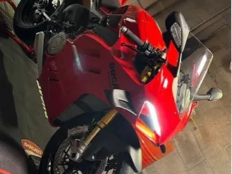 ducati panigale v4 s