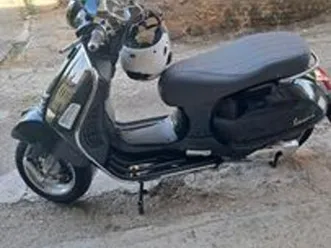 piaggio vespa 300 gts