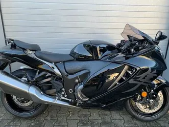 suzuki gsx-1300r-hayabusa
