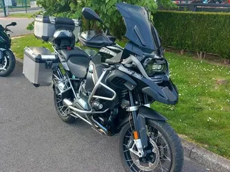 1200gs adventure - triple balck