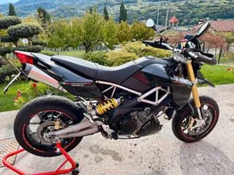 moto aprilia dorsoduro 1200 - 2011