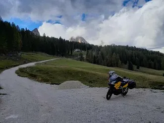 ② suzuki v strom 1000