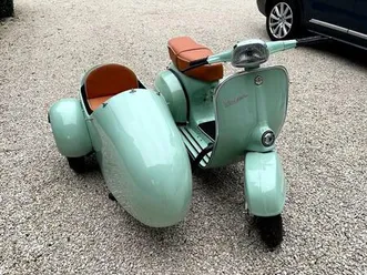 ② vespa 150 cc sidecar 1976