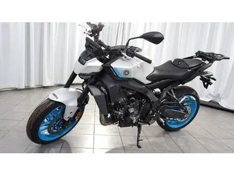 yamaha mt-09 2025 t&r umbau smartphonnnektivität g
