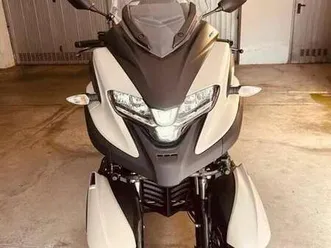 yamaha tricity 300 bianco
