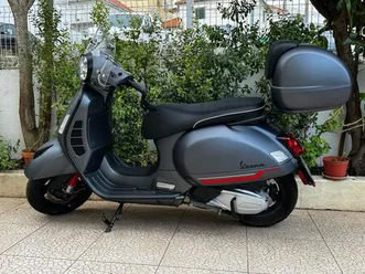 vespa 300 gts +top case + vidro proteção + termignoni completo lumiar
