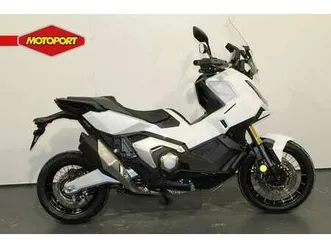 honda x-adv 750 zwart