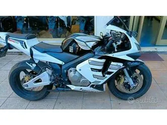 honda-cbr-600-2004