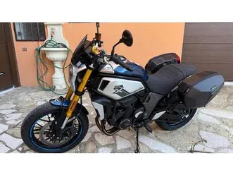 vendo cfmoto 700cl-x heritage (2021 - 25) usata a ospitaletto (codice 9874116) - moto.it