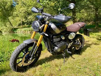triumph scrambler 400x neuzustand wenig kilometer