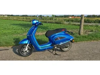 neu roller (45km/h) new zündapp bella r50