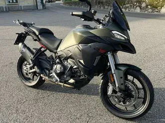 ducati multistrada 950 ducati multistrada v2s 2025 strom green -1100 km verde