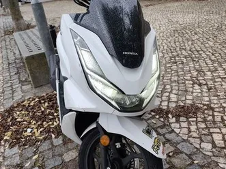 *honda pcx 2024 único dono.*todas revisão feita na honda. ainda tá n são sebastião
