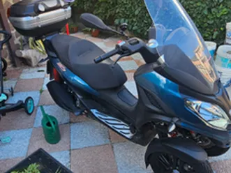 piaggio mp3 hpe 300 sport