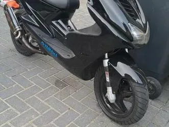 yamaha aerox 70cc dueplus /roze top — scooters | yamaha — marktplaats