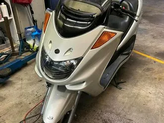 yamaha majesty 250 roller