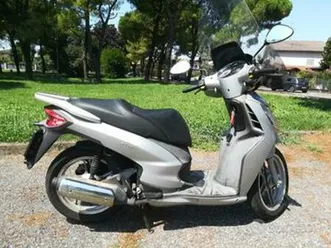 malaguti centro 125 - 2012