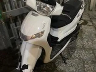 peugeot tweet 125 - 2016