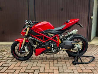 ducati streetfighter 848