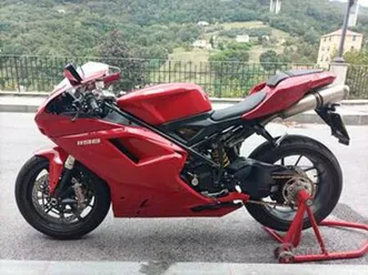 ducati 1198 - 2011