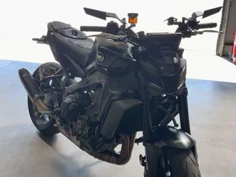 yamaha mt-09 – 2025 – état impeccable – 2 500 km