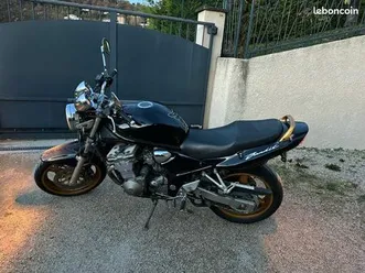 vends moto bandit suzuki