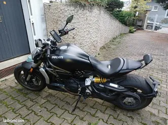 ducati xdiavel etat neuf