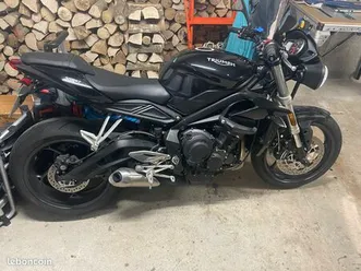 street triple s a2 noire