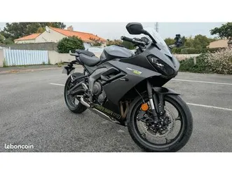 triumph daytona 660 a2