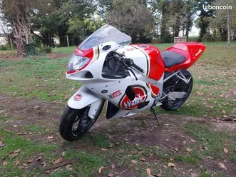 suzuki gsxr 600