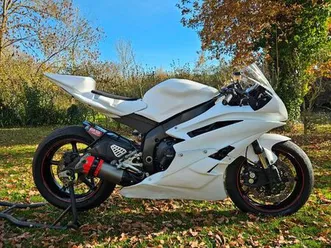 yamaha r6 2006 – préparée piste – prête à rouler