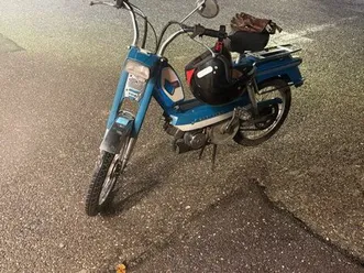 mobylette peugeot 104