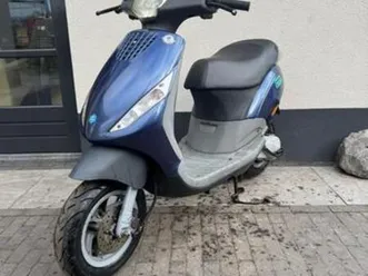 ⭐️piaggio zip 2 takt 50cc brom 12189 km helemaal origineel⭐️ — scooters | piaggio — marktplaats
