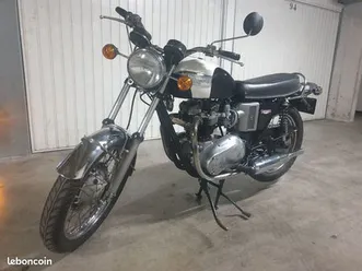 triumph bonneville 650 cc
