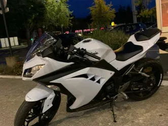 kawasaki ninja 300