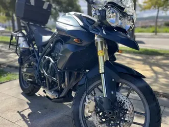 triumph tiger 800