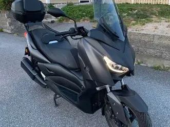 yamaha x-max 300