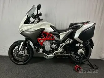 mv agusta turismo veloce 800 - 2018