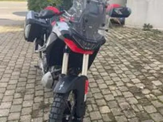 aprilia tuareg 660