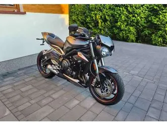 triumph street triple rs grigio