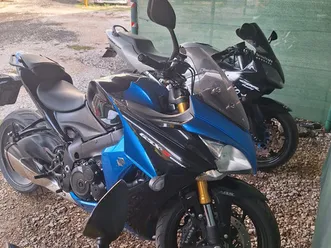 suzuki-gsx-gsxs-1000-f