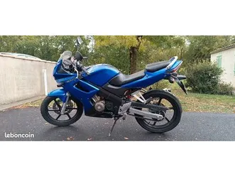 moto 125 cbr