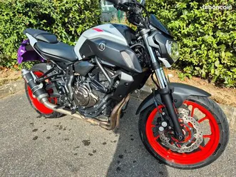 je vend ma mt07 de 2020