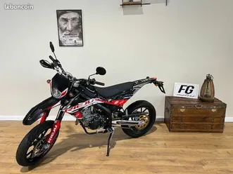 ◊destockage◊rieju marathon 125 sm pro noir/rouge◊