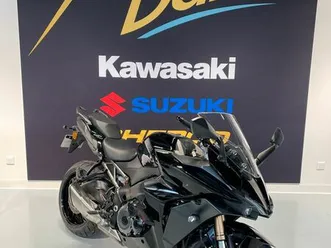 gsx-s 1000 gt ou gsxs 1000 gt