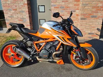 ktm 1290 superduke r 2024