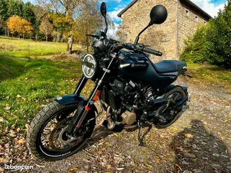 husqvarna 125 svartpilen 2022